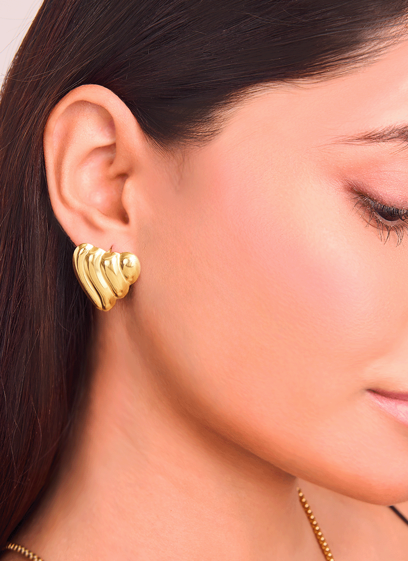 Golden Curve Heart Studs