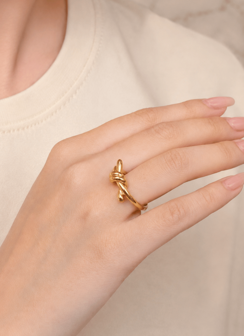 Golden Thorn Ring