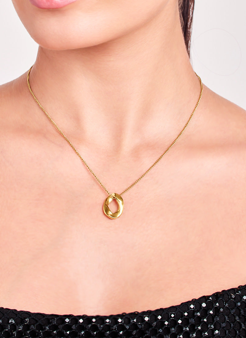 Molten Curve Necklace