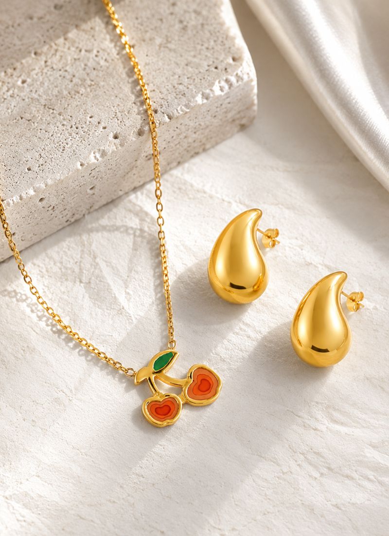 Cherry Glow Gift Set
