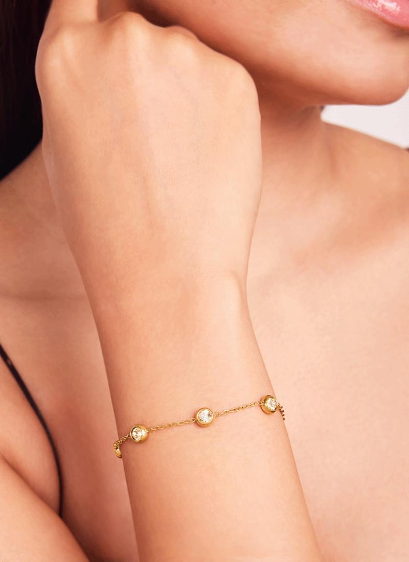 Golden Bezel Chain Bracelet