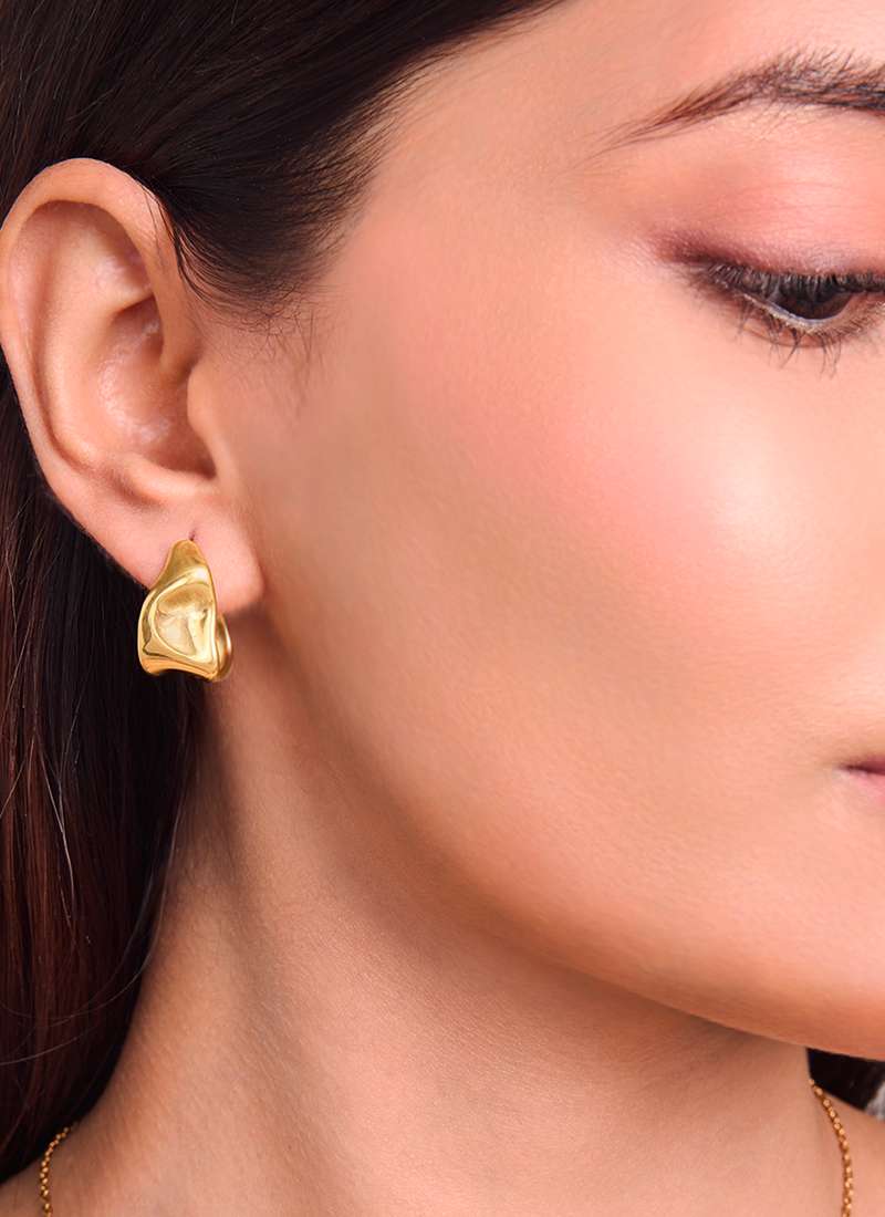 Molten Fold Stud Earrings